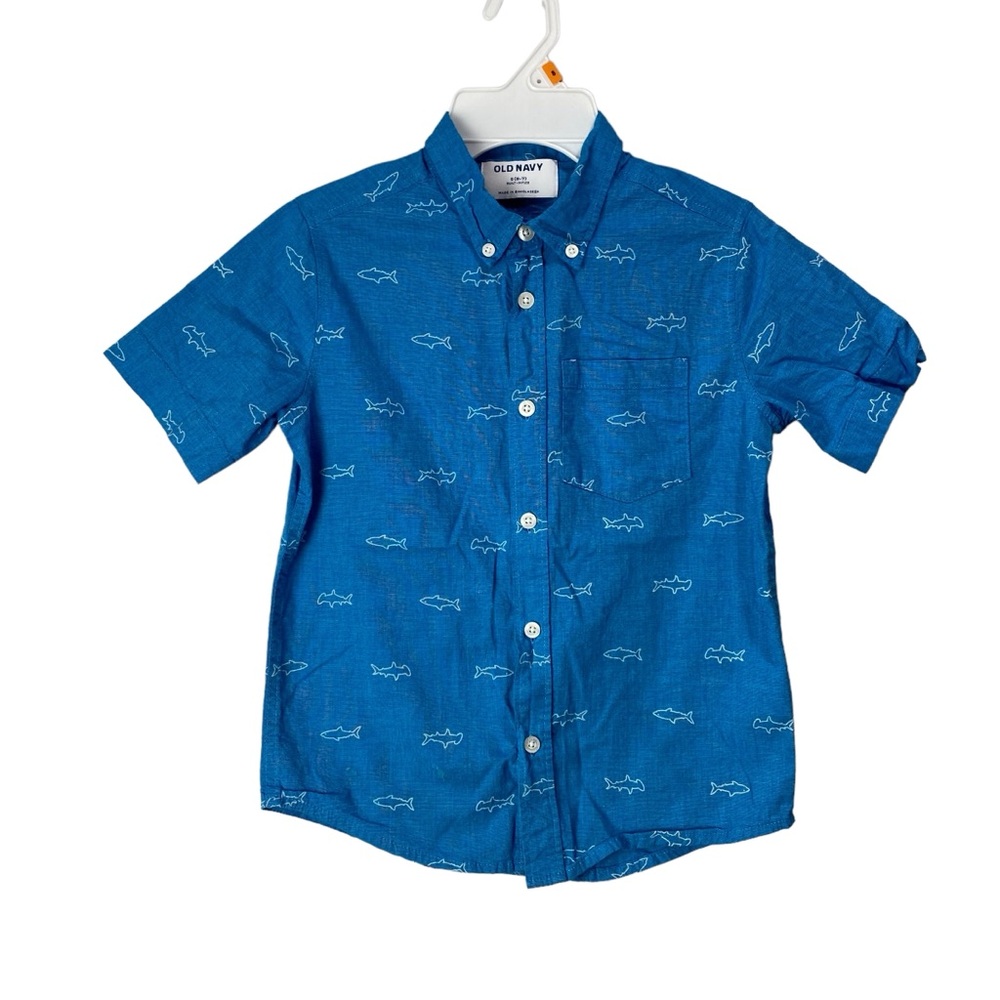 Old Navy short sleeve button down shirt bright blue shark print size small 6-7